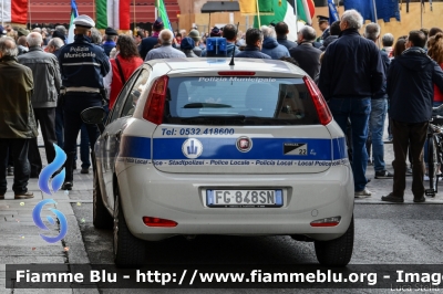 Fiat Punto VI serie
Polizia Municipale Ferrara
Auto 22
Parole chiave: Fiat Punto_VIserie