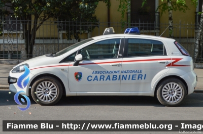 Fiat Punto Evo
Associazione Nazionale Carabinieri
Protezione Civile
Sezione di Firenze
Parole chiave: Fiat Punto_Evo