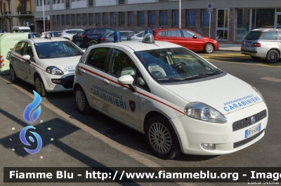 Fiat Grande Punto
Associazione Nazionale Carabinieri
Protezione Civile
Sezione di Firenze
Parole chiave: Fiat Grande_Punto