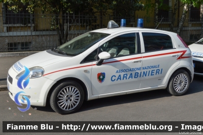 Fiat Grande Punto
Associazione Nazionale Carabinieri
Protezione Civile
Sezione di Firenze
Parole chiave: Fiat Grande_Punto