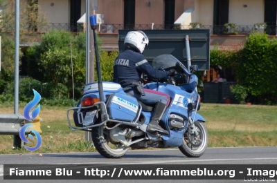 Bmw R850RT II serie
Polizia di Stato
Polizia Stradale
in scorta al Giro
Adriatica Ionica Race 2021
POLIZIA G0977
Moto 10
Parole chiave: Bmw R850RT_IIserie POLIZIAG0977 Adriatica_Ionica_Race_2021