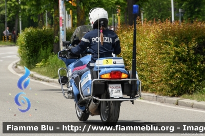Bmw R850RT II serie
Polizia di Stato
Polizia Stradale
POLIZIA G1018
In scorta al Giro d'Italia 2019
Parole chiave: Bmw R850RT_IIserie Giro_D_Italia_2019 POLIZIAG1018