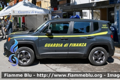 Jeep Renegade
Guardia di Finanza
GdiF 990 BL
Parole chiave: Jeep Renegade GDIF990BL Air_show_2019 / / / Valore_Tricolore_2019