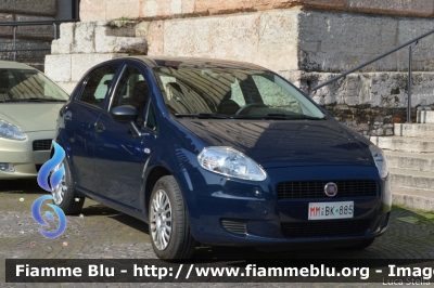 Fiat Grande Punto
Marina Militare Italiana
MM BK 885
Parole chiave: Fiat Grande_Punto MMBK885 Raduno_Anc_2018