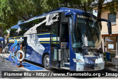 Irisbus Domino Hdh
Marina Militare Italiana
Centro Mobile Informativo
MM BK 932
Parole chiave: Irisbus Domino_Hdh MMBK932 Air_Show_2018