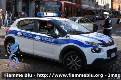 Citroen C3 III serie
Polizia Municipale Ferrara
Auto 15
Parole chiave: Citroen C3_IIIserie
