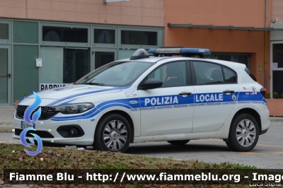 Fiat Nuova Tipo
Polizia Locale
"Unione dei Comuni della Bassa Romagna"
Comune di Bagnacavallo (RA)
POLIZIA LOCALE YA 330 AL
Parole chiave: Fiat Nuova_Tipo POLIZIALOCALEYA330AL