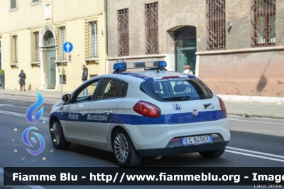 Fiat Nuova Bravo
Polizia Municipale Ferrara
Parole chiave: Fiat Nuova_Bravo