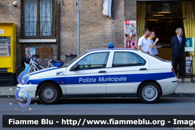 Alfa Romeo 146
Polizia Municipale Ferrara
Parole chiave: Alfa-Romeo 146