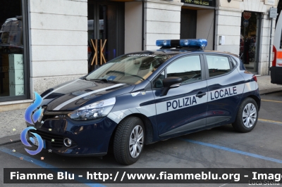 Renault Clio III serie restyle
Polizia Locale 
Verona
Allestito Focaccia
POLIZIA LOCALE YA 131 AL
Parole chiave: Renault Clio_IIIserie_restyle POLIZIALOCALEYA131AL Raduno_Anc_2018
