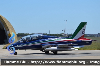 Aermacchi MB339PAN
Aeronautica Militare Italiana
313° Gruppo Addestramento Acrobatico
Stagione esibizioni 2017
Pony 6
Parole chiave: Aermacchi MB339PAN