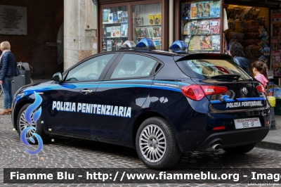 Alfa Romeo Nuova Giulietta restyle
Polizia Penitenziaria
POLIZIA PENITENZIARIA 959 AF
Parole chiave: Alfa-Romeo Nuova_Giulietta_restyle POLIZIAPENITENZIARIA959AF