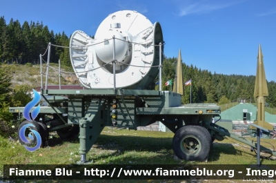 Carrello Antenna Radar
Base Tuono
Parole chiave: Carrello Antenna Radar