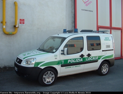 Fiat Doblò II serie
Polizia Locale di Brescia
Unità Cinofila
Parole chiave: Fiat Doblò_IISerie Reas_2009