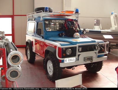 Land Rover Defender 90
Volontari del Garda
Gruppo Antincendio
Parole chiave: Land-Rover Defender_90 Reas_2010