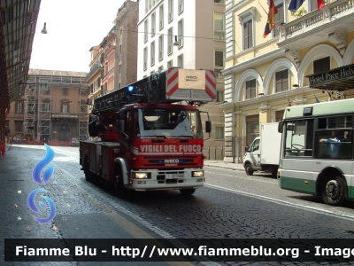 Iveco EuroFire 150E27 I serie
 Vigili del Fuoco
 Comando Provinciale di Roma
 VF 19096
Parole chiave: Iveco EuroFire_150E27_Iserie VF19096