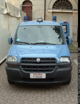 Fiat Doblò I serie
Polizia di Stato
Unità Cinofile
Polizia F3606
Parole chiave: Fiat Doblò_Iserie PoliziaF3606