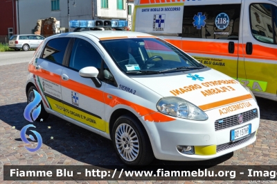 Fiat Grande Punto
Pubblica Assistenza
Croce Blu Gaiba (RO)
Sierra 2 
Trasporto Organi e Plasma
Allestimento EDM
Parole chiave: Fiat Grande_Punto Automedica