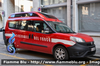 Fiat Doblò XL IV serie
Vigili del Fuoco
Comando Provinciale di Ferrara
VF 28641
Parole chiave: Fiat Doblò_XL_IVserie VF28641 Santa_Barbara_2019
