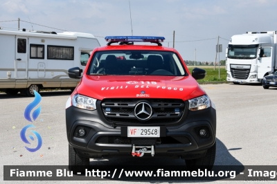 Mercedes-Benz Classe X
Vigili del Fuoco
Comando Provinciale di Bologna
Distaccamento Volontario di Molinella
Allestiemto Divitec
VF 29548
Parole chiave: Mercedes-Benz Classe_X VF29548