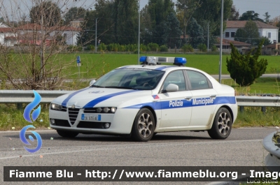 Alfa Romeo 159
Polizia Municipale
Corpo unico di Polizia Municipale Argenta-Portomaggiore-Ostellato (FE)
Distaccamento di Argenta
POLIZIA LOCALE YA 535 AE
Parole chiave: Alfa-Romeo 159 POLIZIALOCALEYA535AE Giro_D_Italia_2020