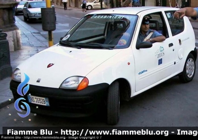 Fiat 600 Elettra
Carabinieri
Mezzo fornito dal Comune di Palermo per il progetto "Zeus"
Targa e colorazione civile
Parole chiave: Fiat 600_Elettra_bianca Progetto Zeus
