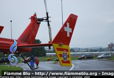 Eurocopter EC145 HB-ZRE
Schweiz - Suisse - Svizra - Svizzera
REGA
dettaglio coda, partnership con TCS (touring club svizzero)
Parole chiave: Eurocopter EC145 HB-ZRE