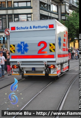 Mercedes-Benz Sprinter III serie
Schweiz - Suisse - Svizra - Svizzera
Schutz und Rettung Zürich
Mezzo grandi emergenze
Parole chiave: Mercedes-Benz Sprinter_IIISerie