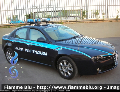 Alfa Romeo 159
Polizia Penitenziaria
Autovettura Utilizzata dal Nucleo Radiomobile per i Servizi Istituzionali
POLIZIA PENITENZIARIA 533 AE
Parole chiave: Alfa-Romeo 159 PoliziaPenitenziaria533AE