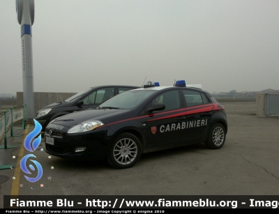 Fiat Nuova Bravo
Carabinieri
Nucleo RadioMobile
CC CN824
Parole chiave: Fiat Nuova_Bravo carabinieri CCCN824