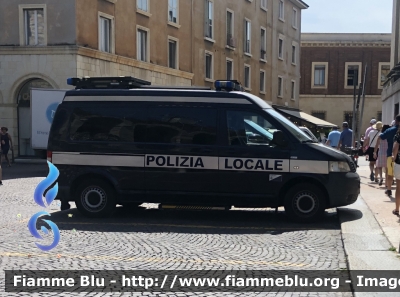 Volkswagen Transporter T5
Polizia Locale 
Verona
Ufficio Mobile
Parole chiave: Volkswagen Transporter_T5
