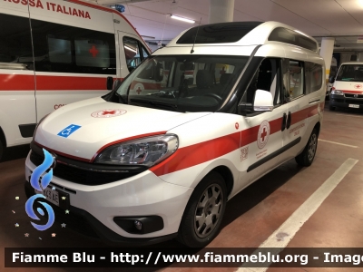 Fiat Doblò IV serie
Croce Rossa Italiana
Comitato di Chieri
Allestimento Mobitecno-Focaccia
CRI 843AE
Parole chiave: Fiat Doblò_IVserie CRI843AE