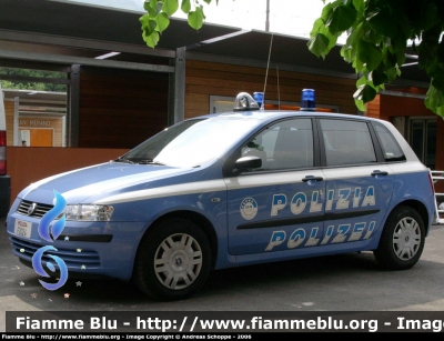 Fiat Stilo II serie
Polizia di Stato - Polizei
Questura di Bolzano - Autovettura di Servizio
POLIZIA F2024
Parole chiave: Fiat Stilo_IIserie PoliziaF2024