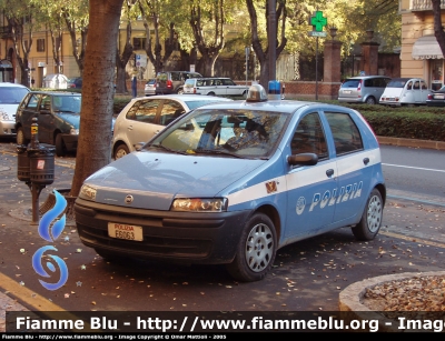 Fiat Punto II Serie
Polizia di Stato
Polizia Ferroviaria
POLIZIA E6063
Parole chiave: Fiat_Punto_II_Serie_Polizia_Ferroviaria