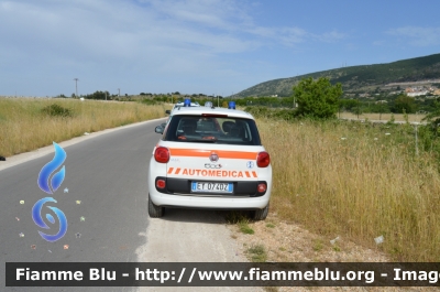 Fiat 500L
Associazione TUR 27
Volontari di Protezione Civile e Soccorso
Troia (FG)
Automedica
Allestita Maf
Parole chiave: Fiat 500L