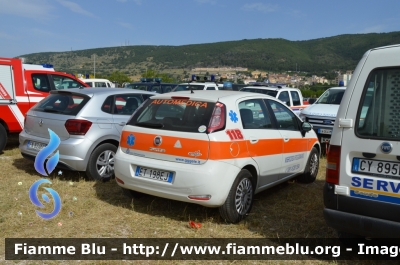 Fiat Punto VI serie
Misericordia di Poggiomarino (NA)
Parole chiave: Fiat Punto_VI serie