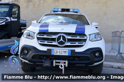 Mercedes-Benz Classe X
Regione Puglia
Colonna Mobile Regionale di Protezione Civile
Parole chiave: Mercedes-Benz Classe X