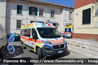Fiat Ducato X290
Associazione Onlus Amici Volontari
Anzano di Puglia (Fg)
Allestimento Maf
Parole chiave: Fiat Ducato X290_ambulanza