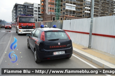 Fiat Grande Punto
Carabinieri
CC DG 060
Parole chiave: Fiat Grande_Punto CCDG060