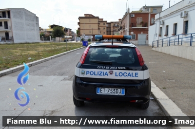 Fiat Grande Punto
Comune di Orta Nova (Fg)
Polizia Locale
Auto 2
Parole chiave: Fiat Grande Punto
