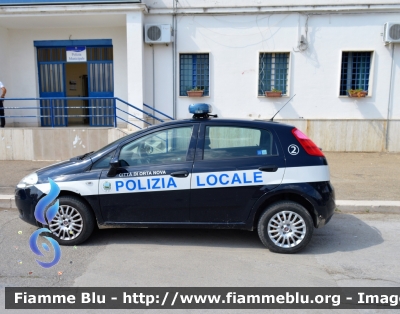Fiat Grande Punto
Comune di Orta Nova (Fg)
Polizia Locale
Auto 2
Parole chiave: Fiat Grande Punto