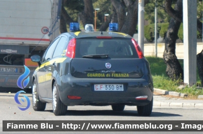Fiat Grande Punto
Guardia di Finanza
GdiF 330 BM
Parole chiave: Fiat Grande Punto_GdiF330BM