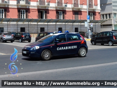 Fiat Punto VI serie
Carabinieri
CC DL 999
Parole chiave: Fiat Punto_VI serie_CCDL999