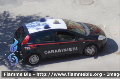 Fiat Grande Punto
Carabinieri
CC CS 689
Parole chiave: Fiat Grande Punto_CCCS689