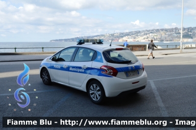 Peugeot 208
Polizia Municipale Napoli
Parole chiave: Peugeot 208