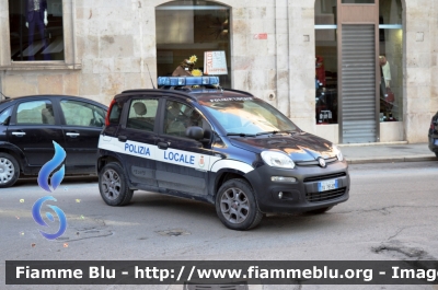 Fiat Nuova Panda II serie 4x4
Polizia Locale Barletta
POLIZIA LOCALE YA 785 AM
Parole chiave: Fiat Nuova Panda_II serie 4x4_POLIZIA LOCALE YA 785 AM