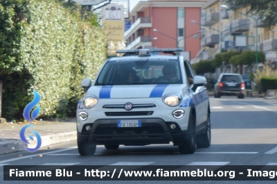 Fiat 500X
Polizia Locale
Comune di Ariano Irpino (Av)
POLIZIA LOCALE YA 130 AP
Parole chiave: Fiat 500X_POLIZIALOCALEYA130AP