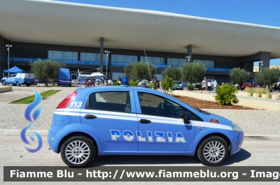 Fiat Grande Punto
Polizia di Stato
Servizio Aereo
POLIZIA H1884
Parole chiave: Fiat Grande Punto_POLIZIAH1884