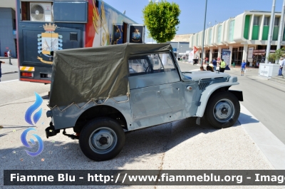 Fiat Campagnola I serie
Guardia di Finanza
AR 59 (1967)
GdiF 4188
In esposizione alla Fiera del Levante di Bari
Parole chiave: Fiat Campagnola_I serie_GdiF 4188