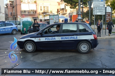 Fiat Stilo III serie
Polizia Municipale Barletta
Parole chiave: Fiat Stilo_IIIserie